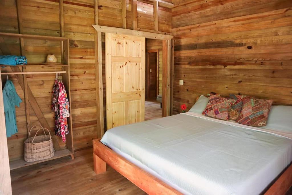 Jungle Beach 2 Bedroom Cottage Bocas del Toro Zewnętrze zdjęcie